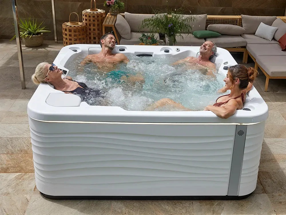 Spas 4/5 personnes pour profiter entre amis ou en famille